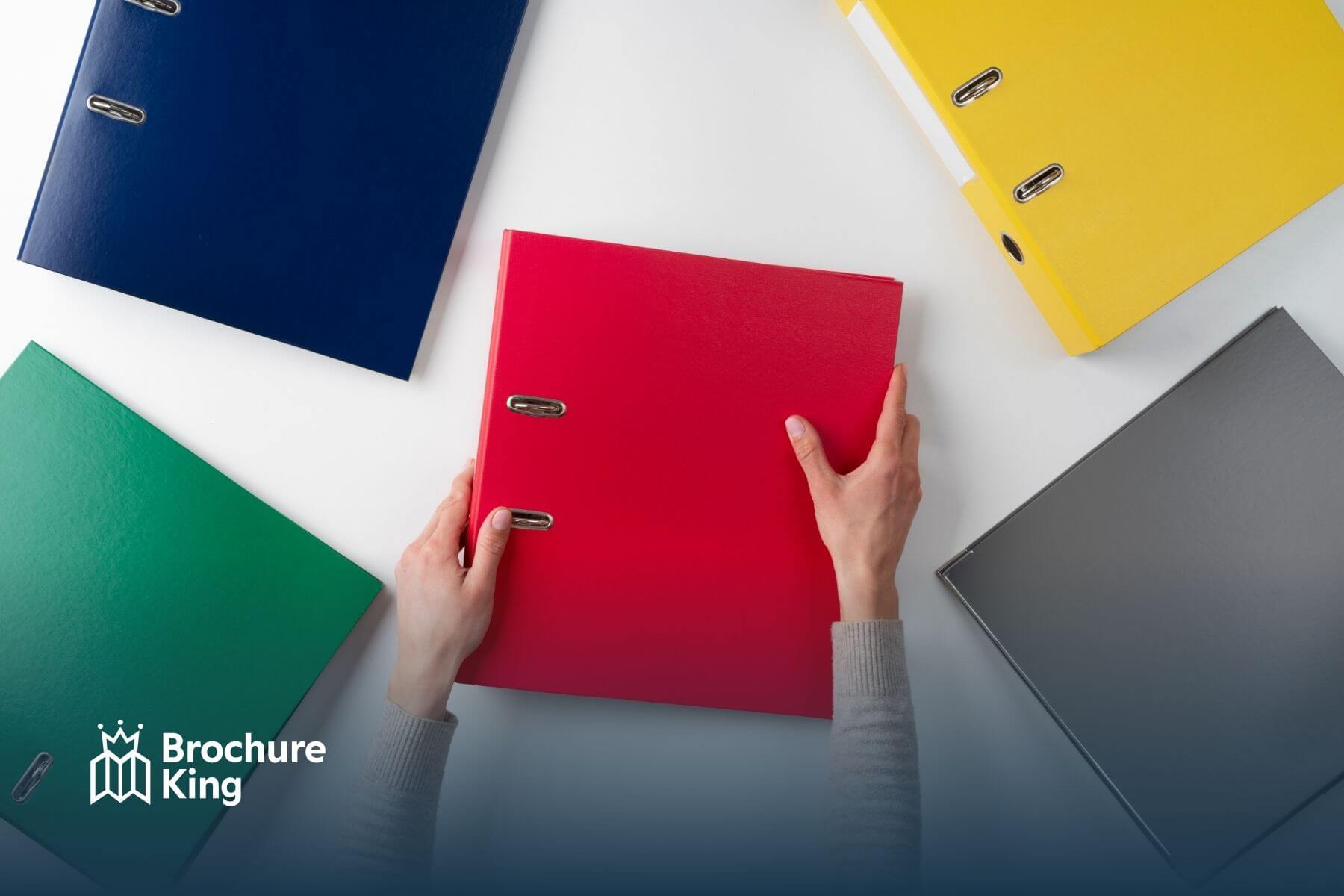 What Pocket Styles, Capacities, and Insert Options Are Available for Presentation Folders?
